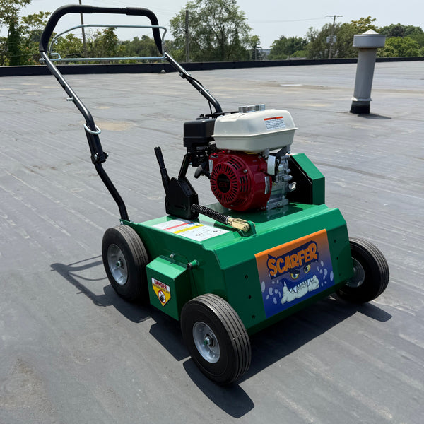 Green scarifier machine on a flat roof