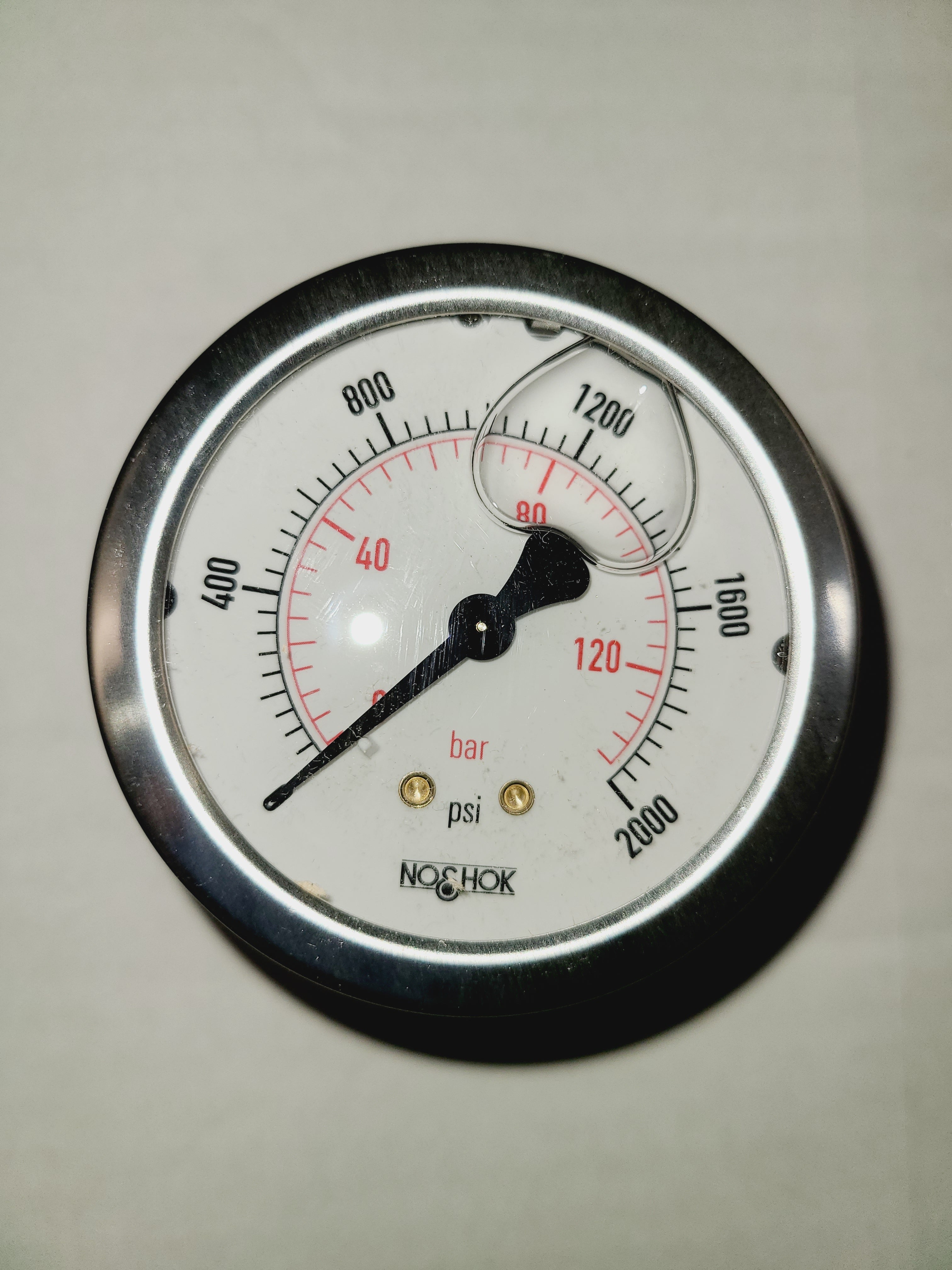 Pressure Gauge 0-2000psi x 2/1/2;